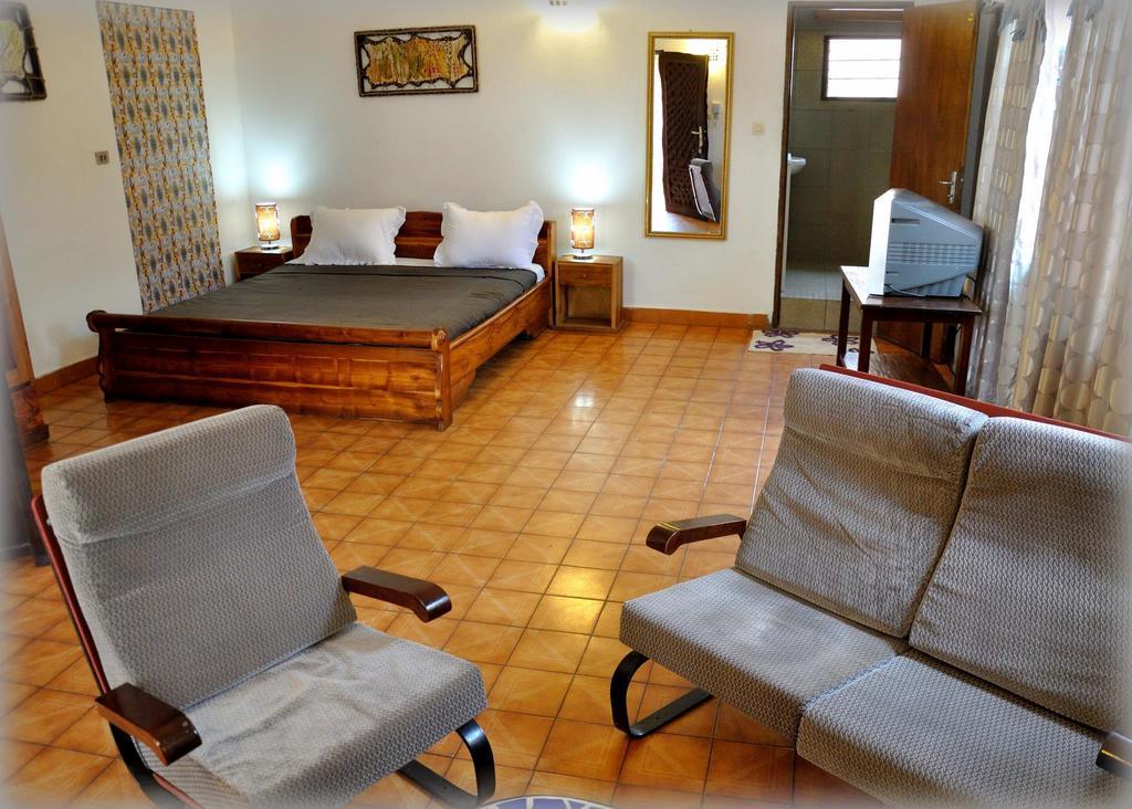 Hotel Aurore Lomé Extérieur photo